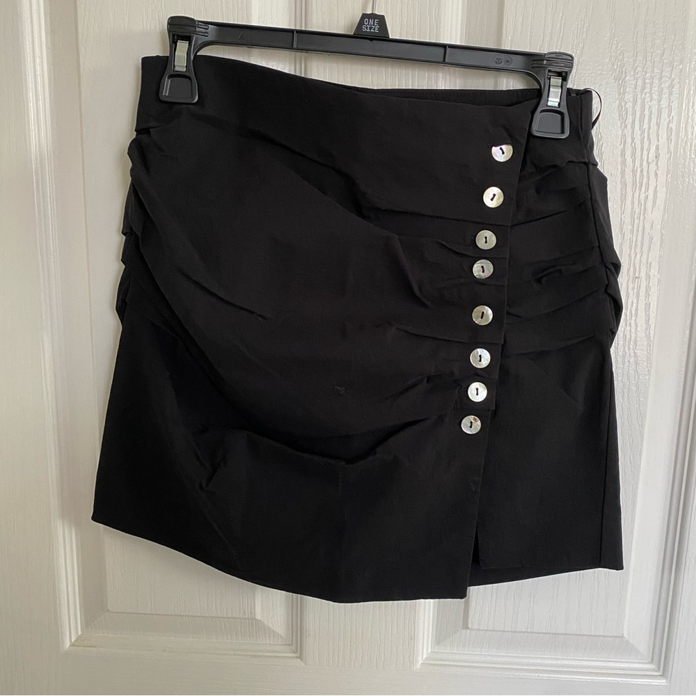 Black skirt